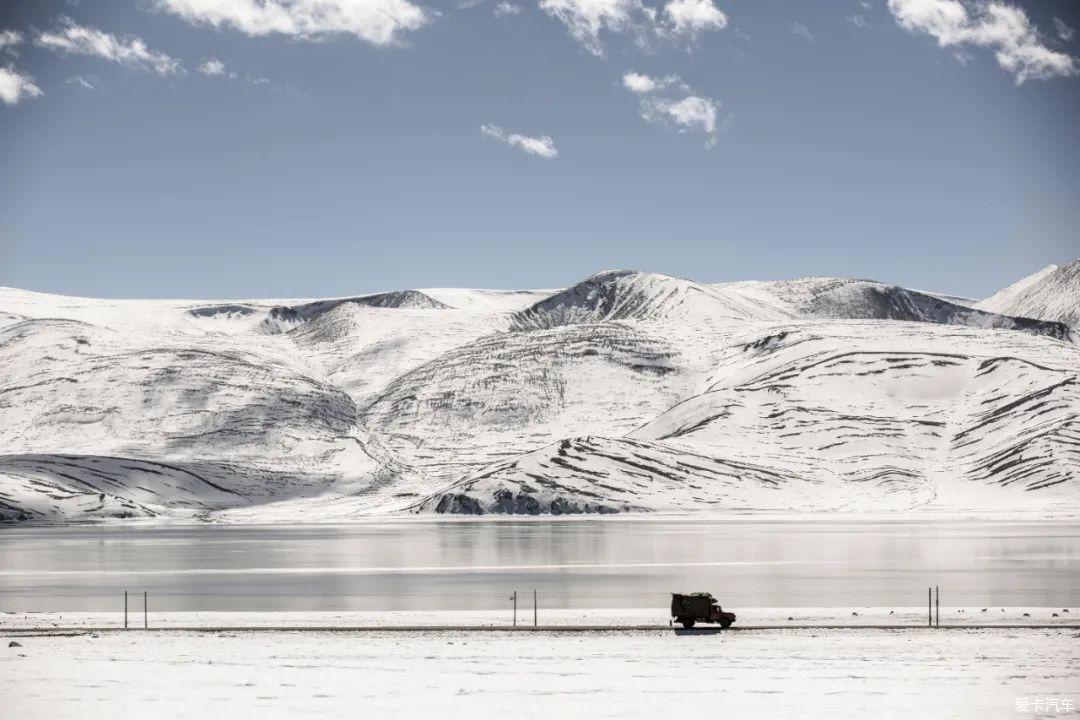 如果冬天暂时不能来西藏旅游，不妨听我讲述这番天堂般的雪景