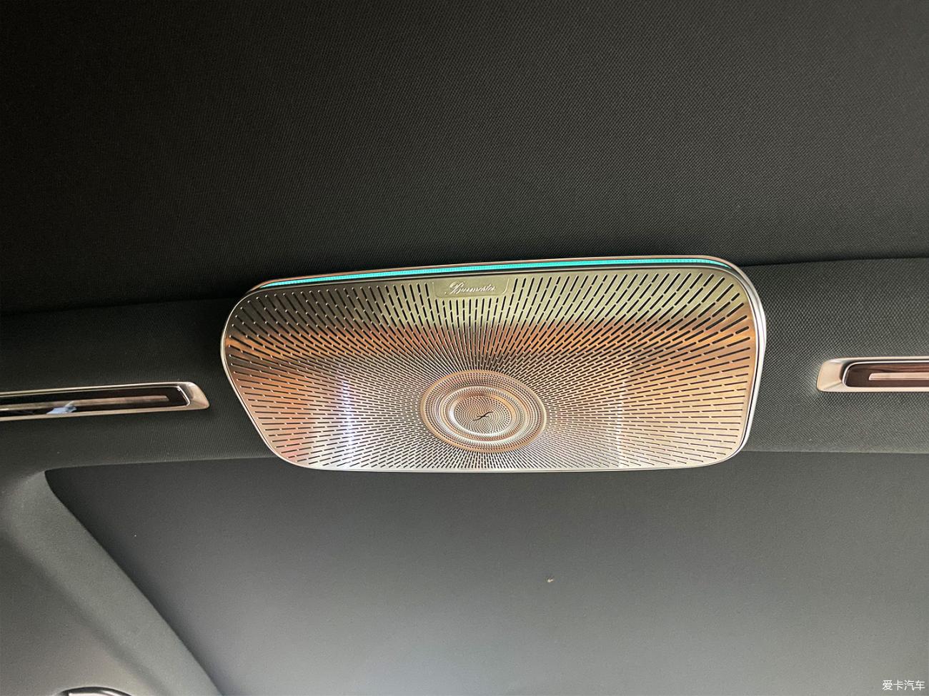 22款奔驰S400 S450改装大柏林之声音响4D音效系统
