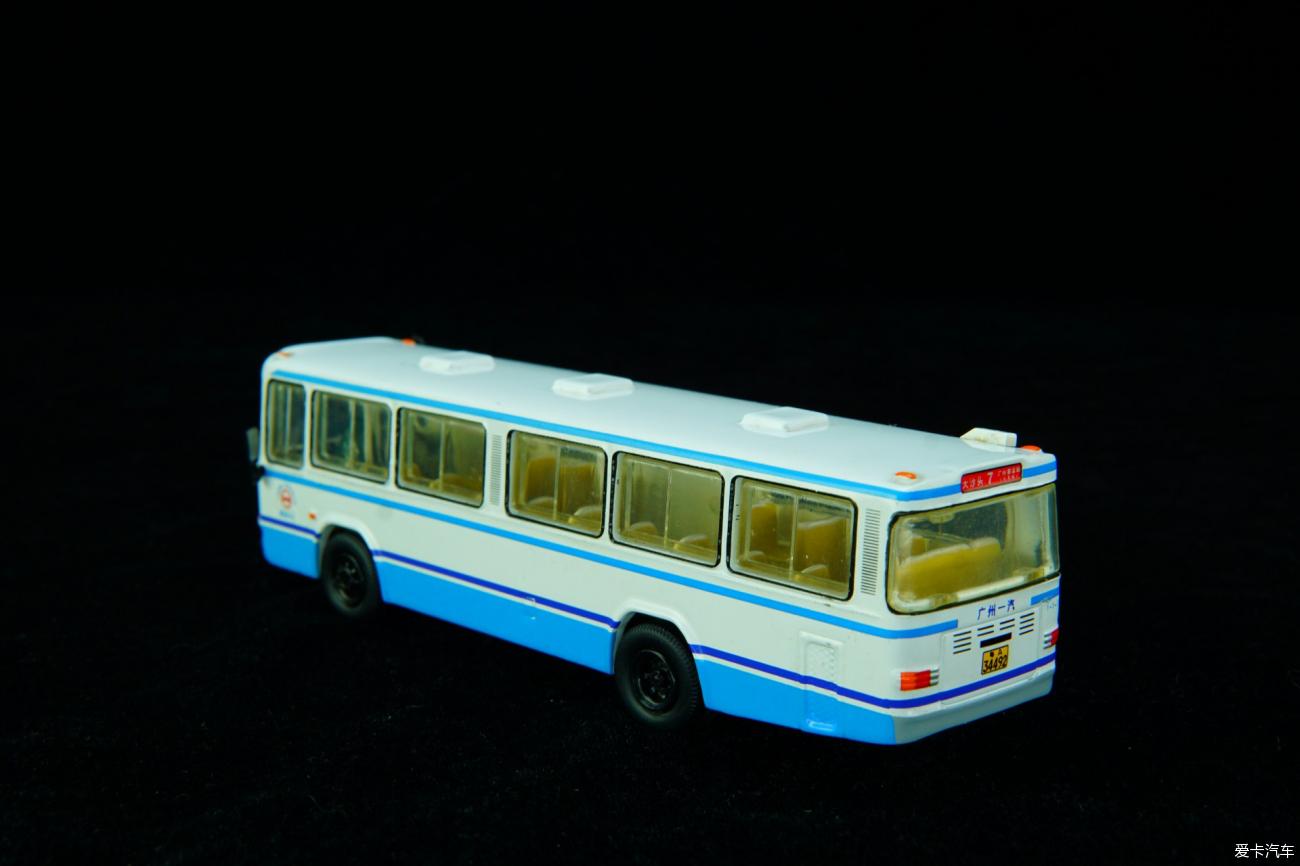 1993广州牌GZK6100巴士1:76模型