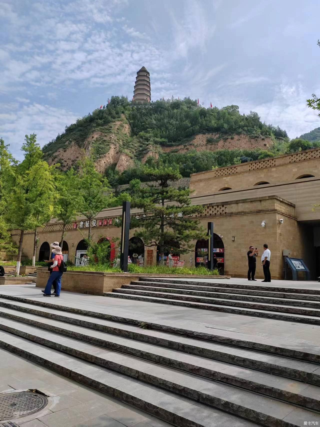 【恣意人车】金秋时节,开着马达拥抱美景
