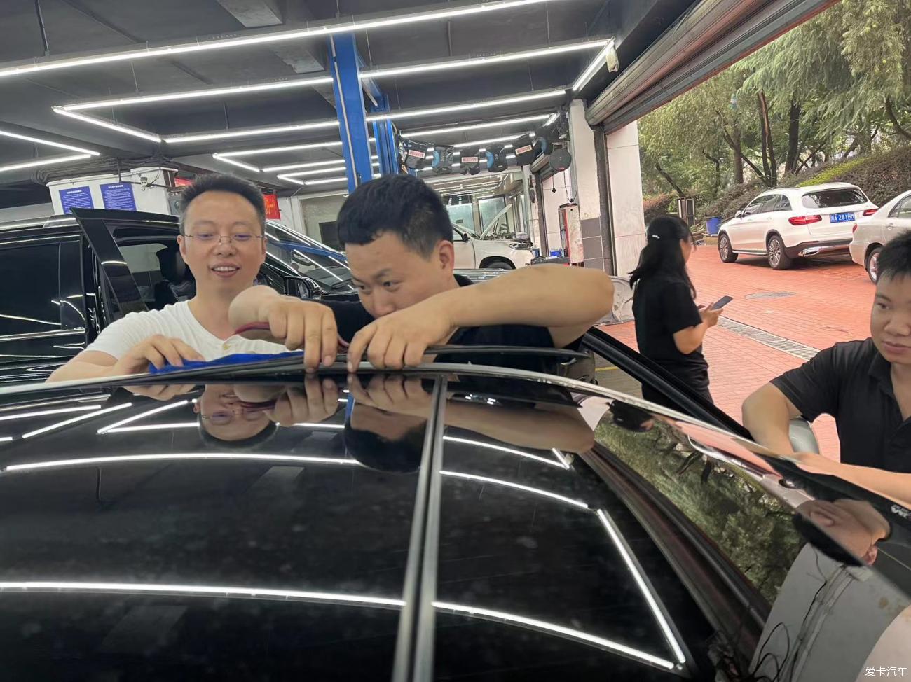 点击进入图库