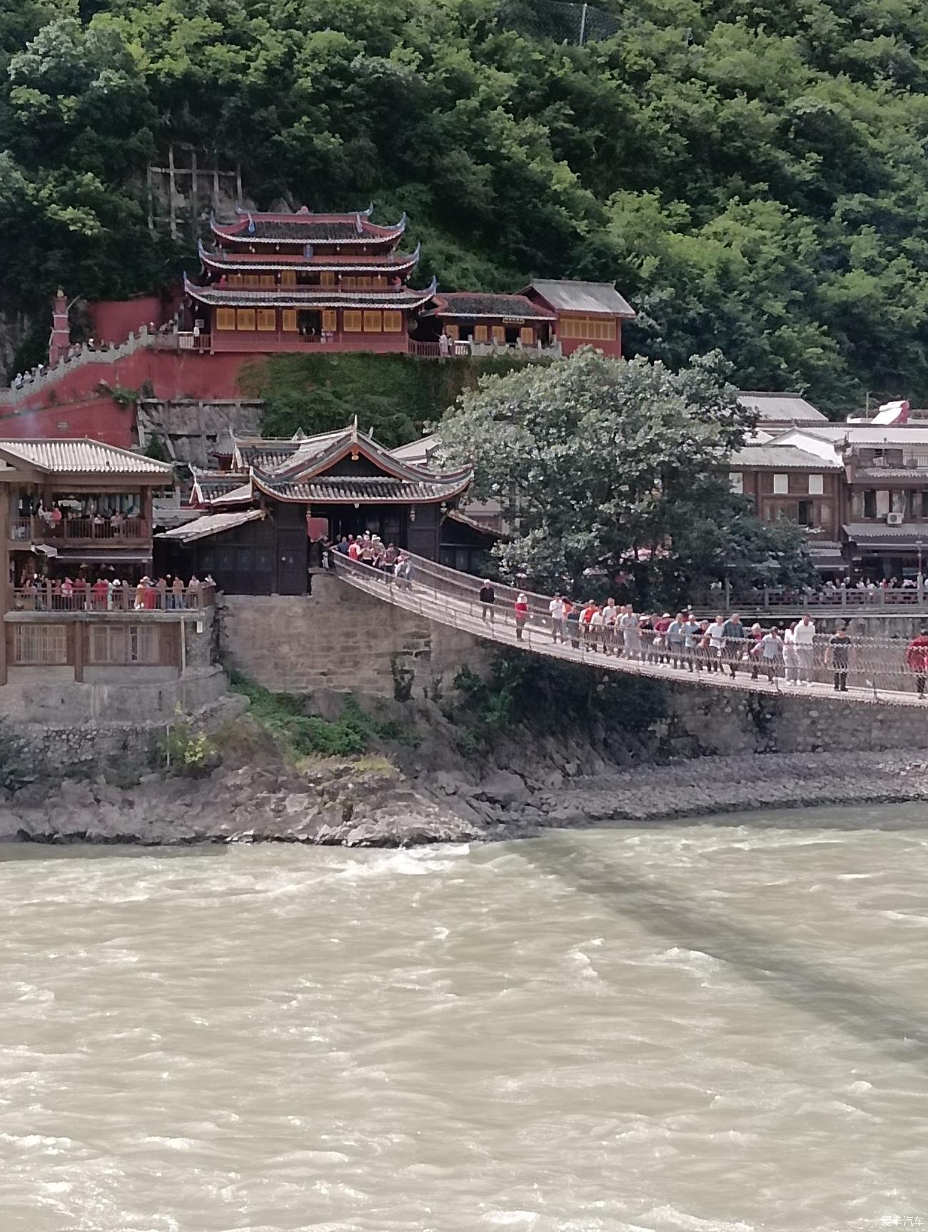 点击进入图库