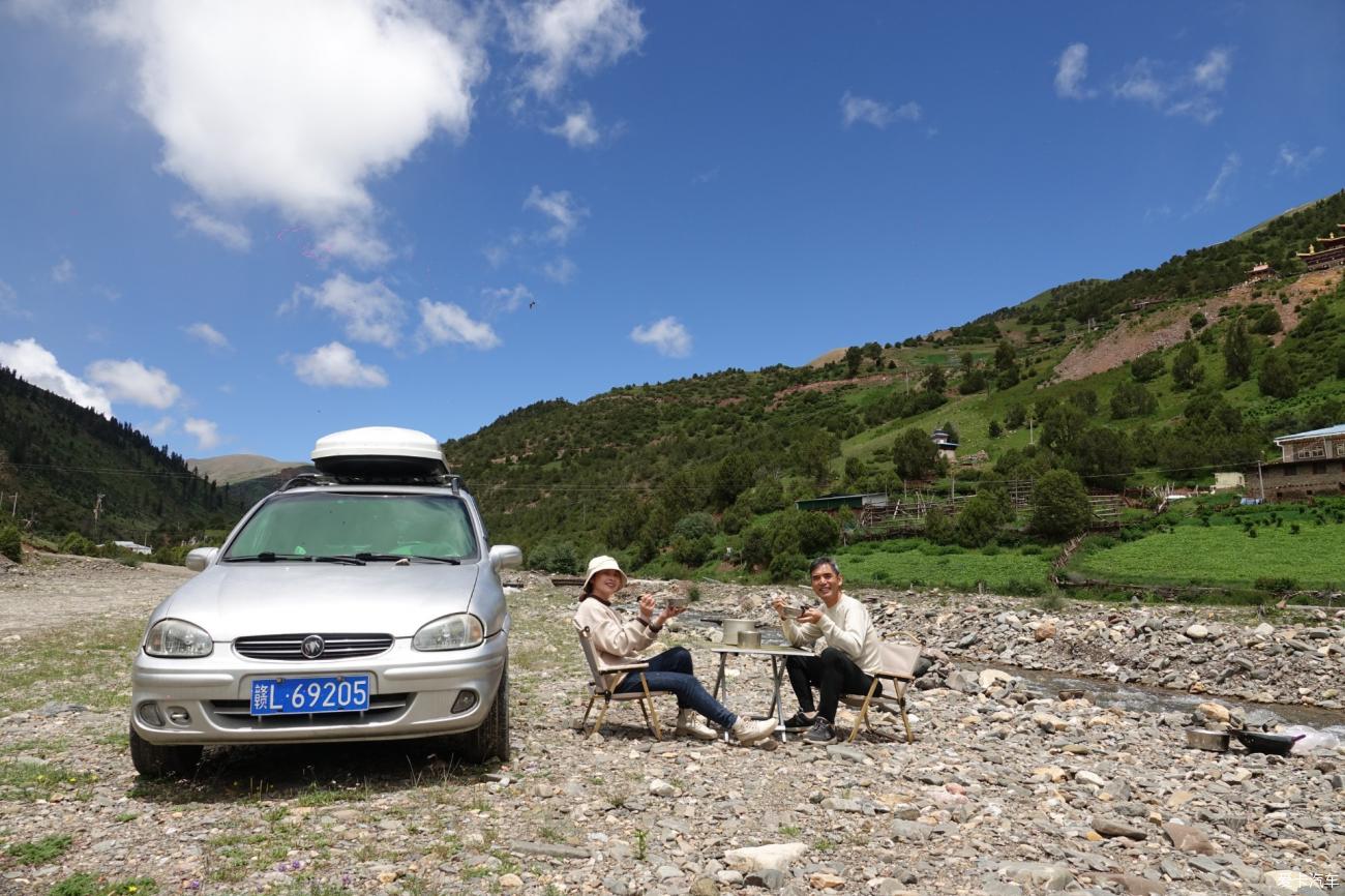  The 20-year-old Buick Sail’s journey to Tibet 12 - A fairy tale in Kamado Township, the first encounter in Yiri Canyon