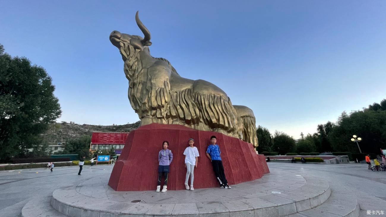 Take my daughter to drive Tibet Day9: Linzhi to Lhasa, and finally see the Potala Palace