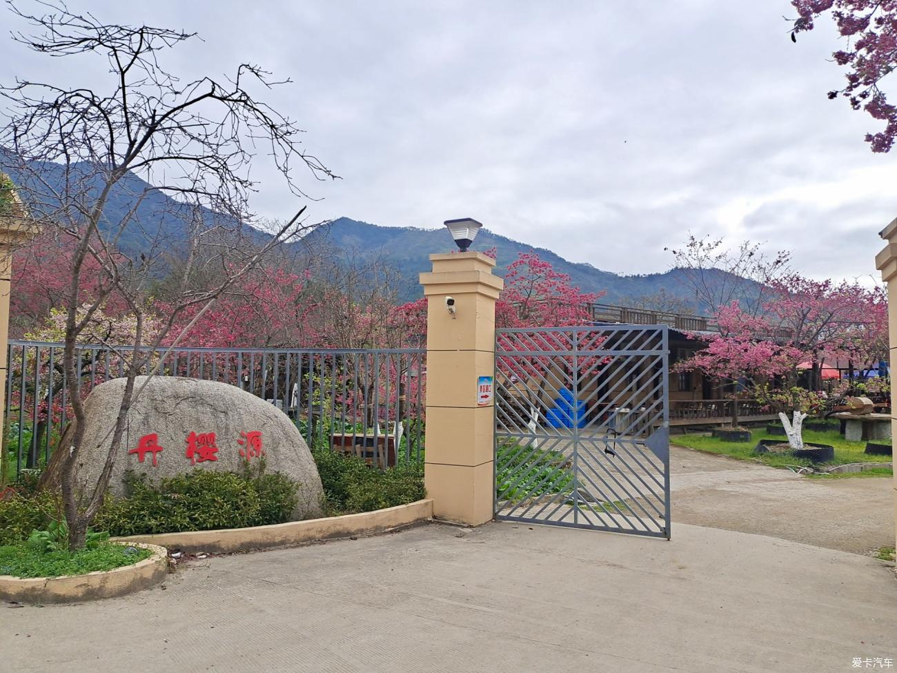 点击进入图库