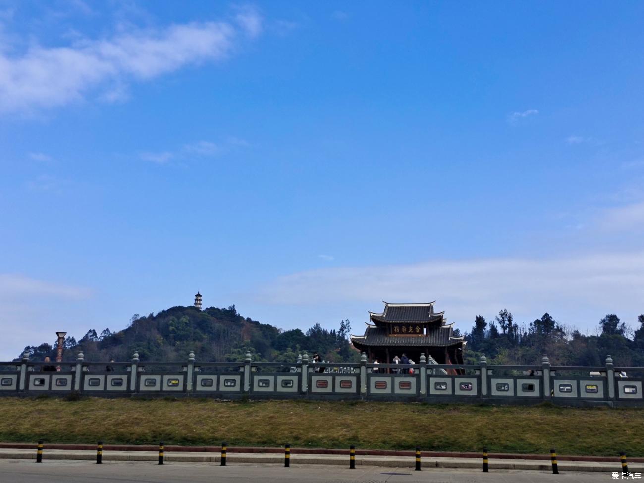 点击进入图库