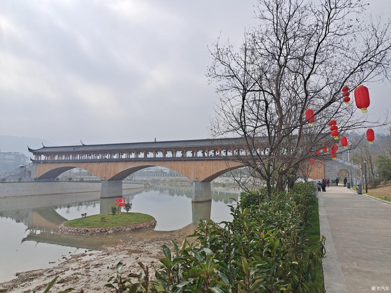 点击进入图库
