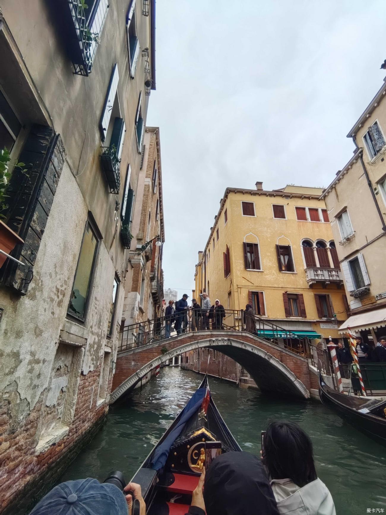 [Memory of Spring and Summer] (Eight-Country European Tour 13) Gondola Boat Tour in Venice, Italy