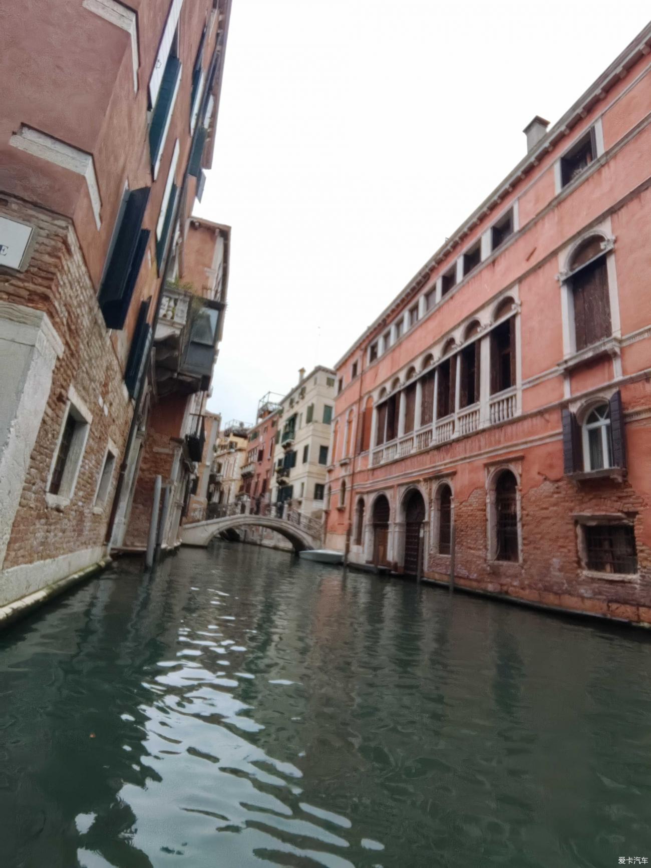 [Spring and Summer] (Eight-Country European Tour 13) Gondola Boat Tour in Venice, Italy