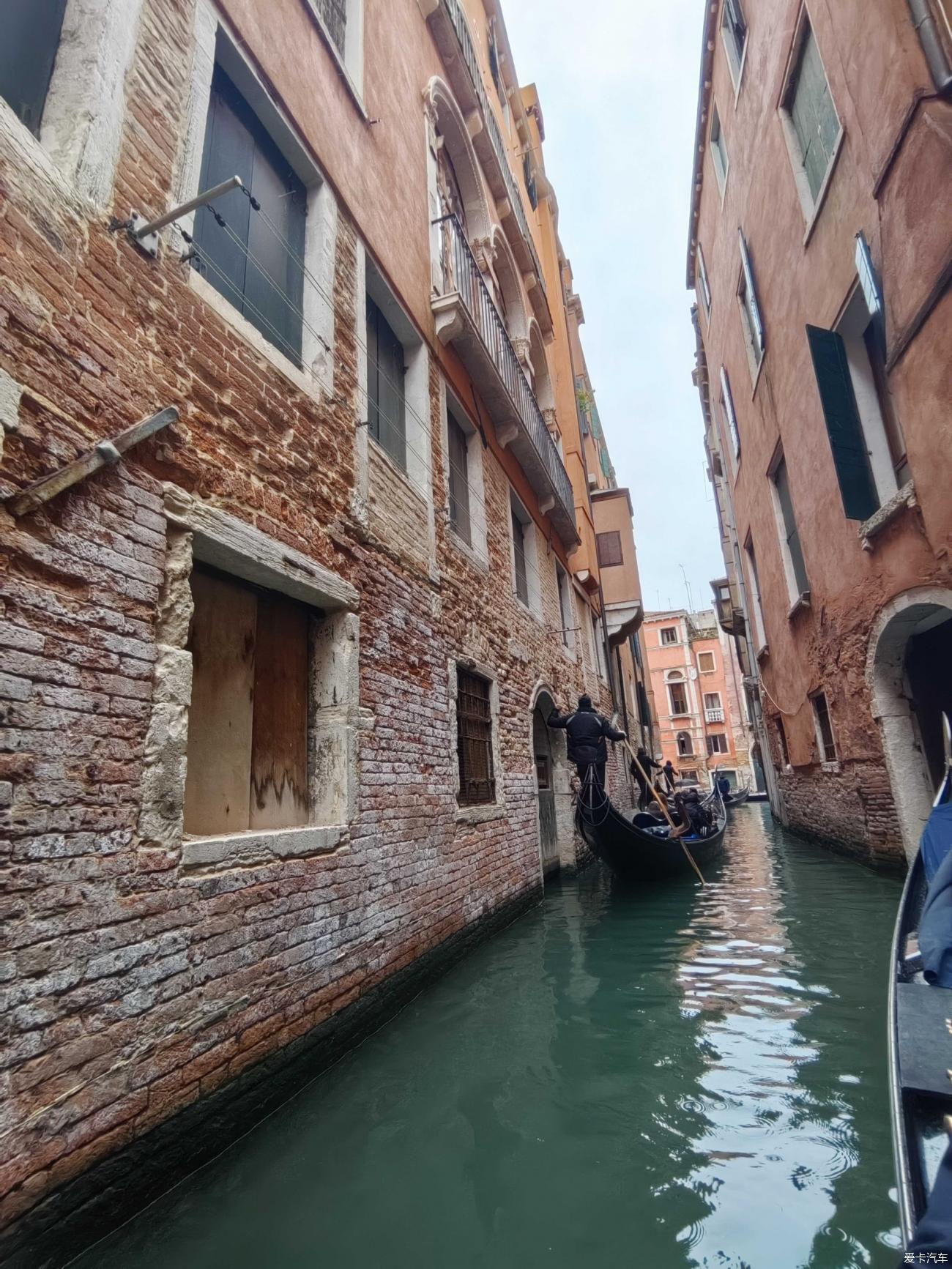 [Spring and Summer] (Eight-Country European Tour 13) Gondola Boat Tour in Venice, Italy