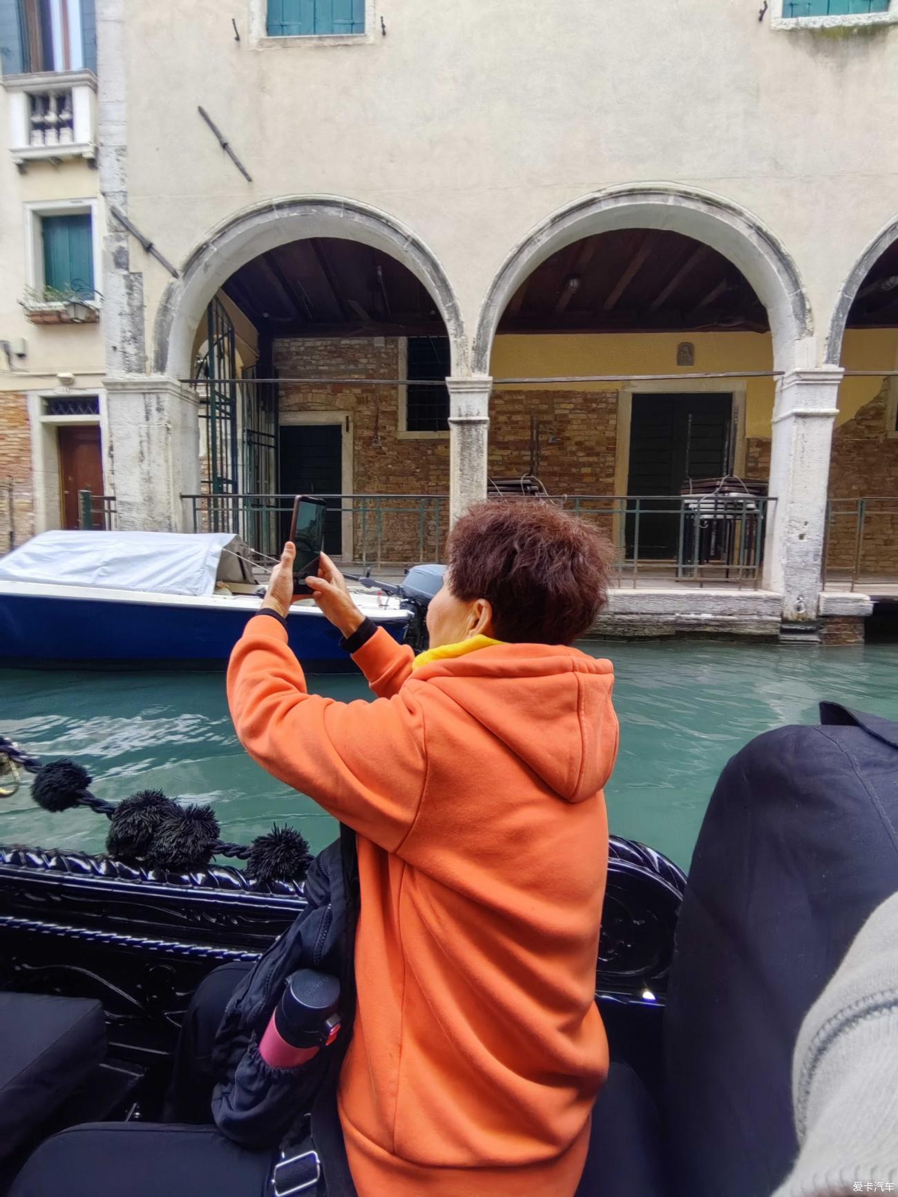 [Memory of Spring and Summer] (Eight-Country European Tour 13) Gondola Boat Tour in Venice, Italy