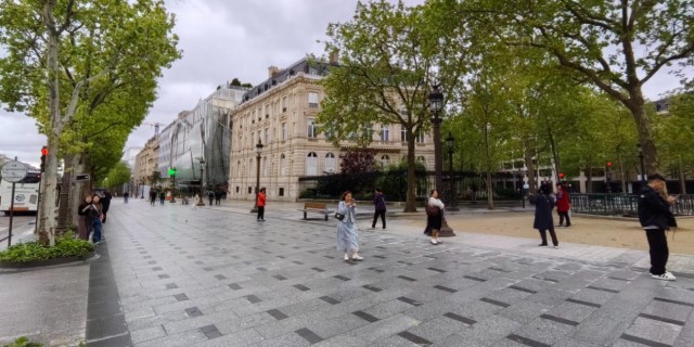 【春与夏之记】（欧洲八国行63）法国巴黎香榭丽舍大街