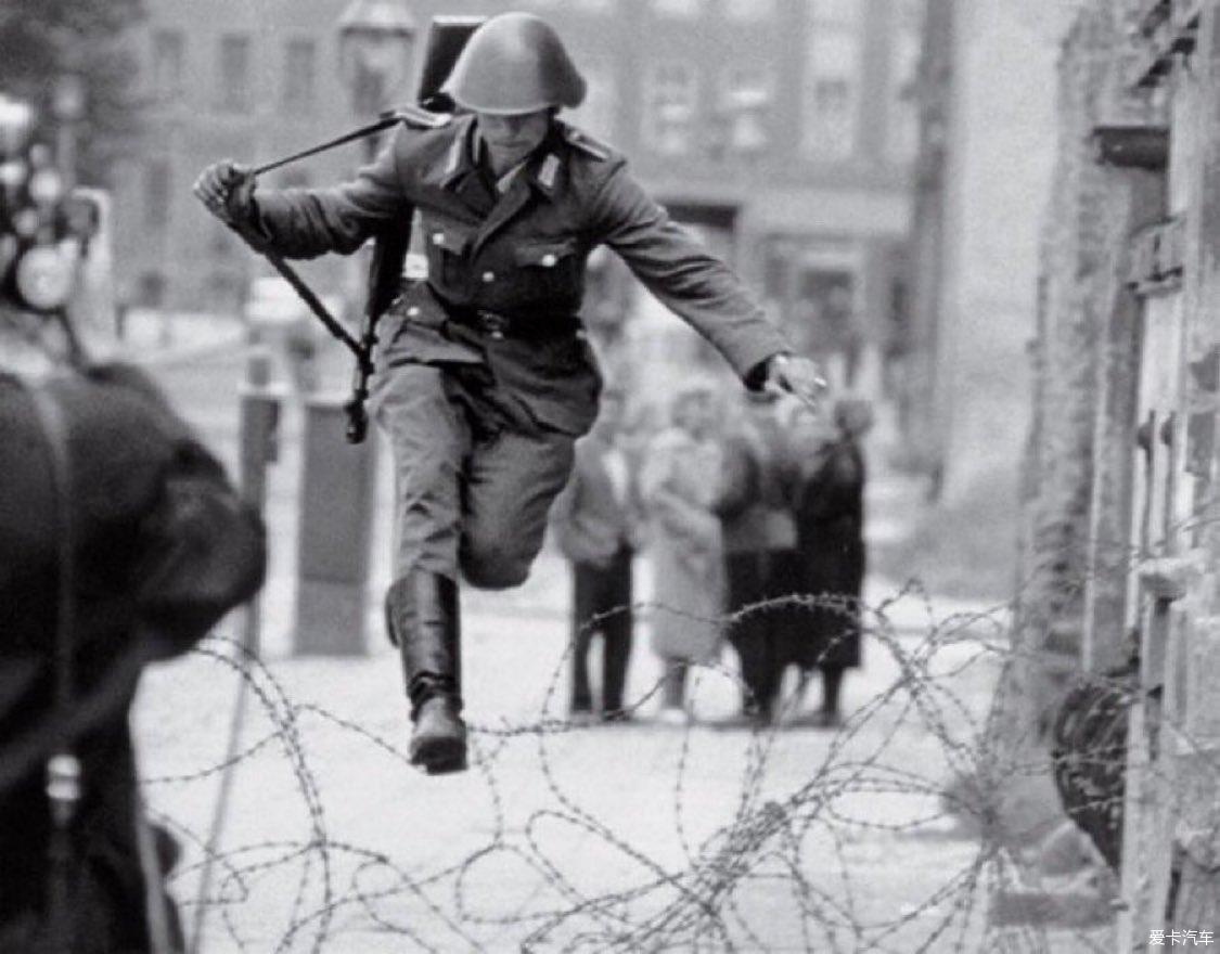 August 15, 1961, 19 years old East German border guard Konrad Schumann escaped