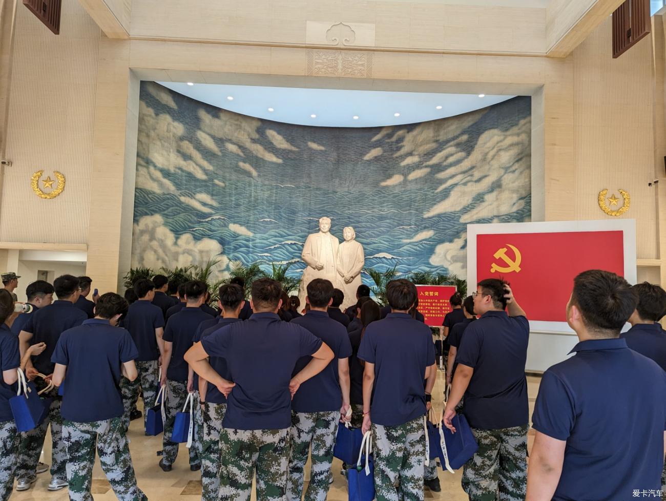 点击进入图库