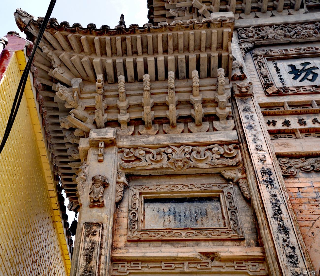 Not enough shopping in Shanxi---Xunzhong Village Brick Archway