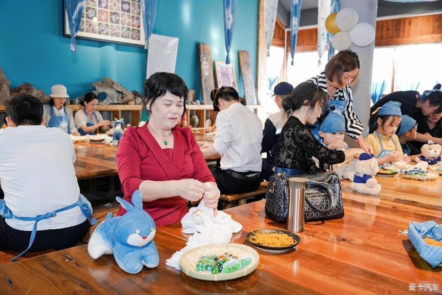 点击进入图库