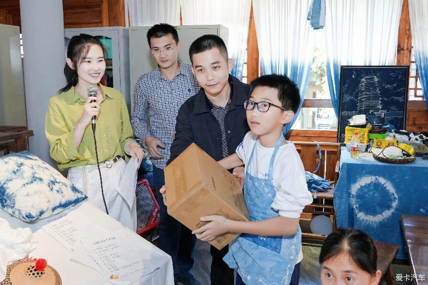 点击进入图库