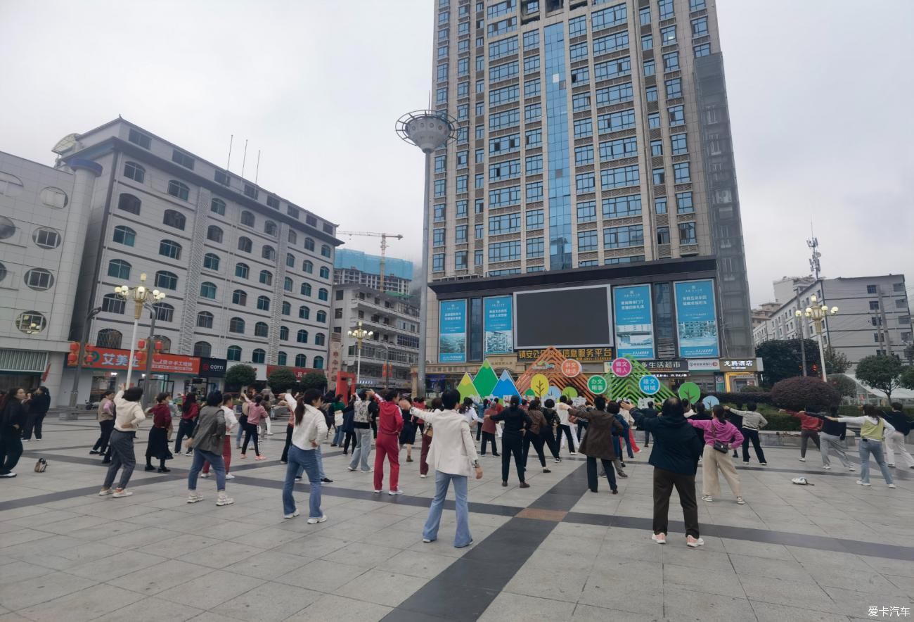 点击进入图库