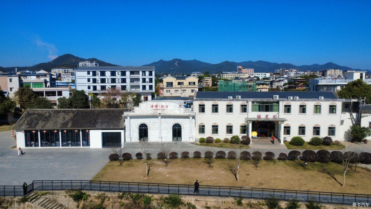 点击进入图库