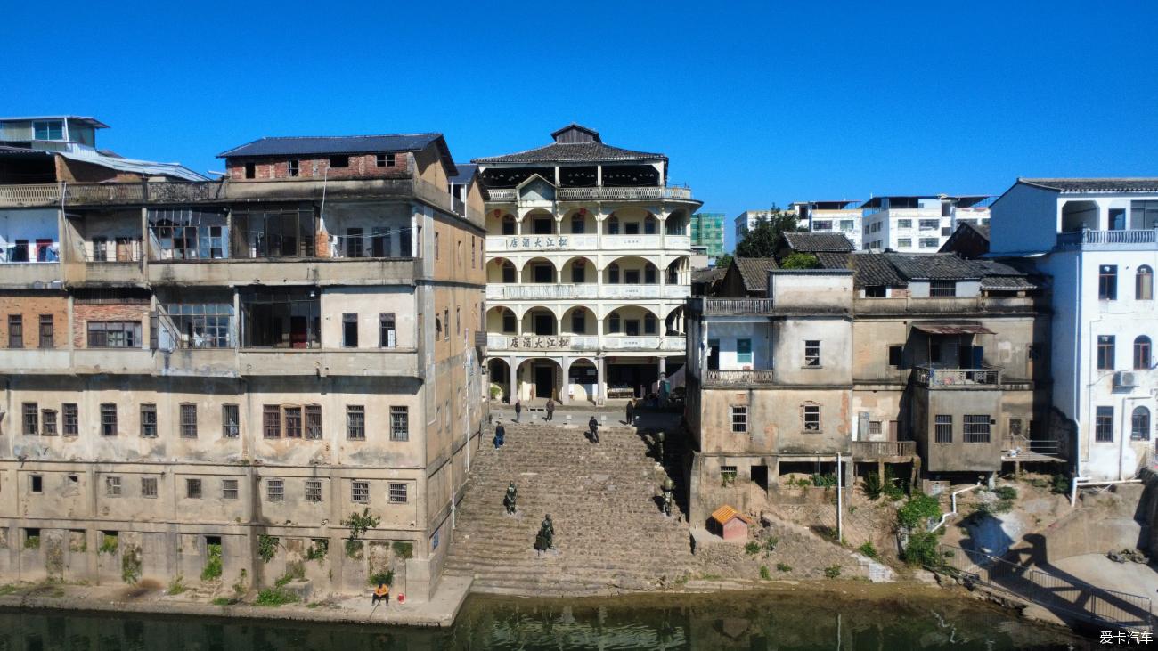 点击进入图库