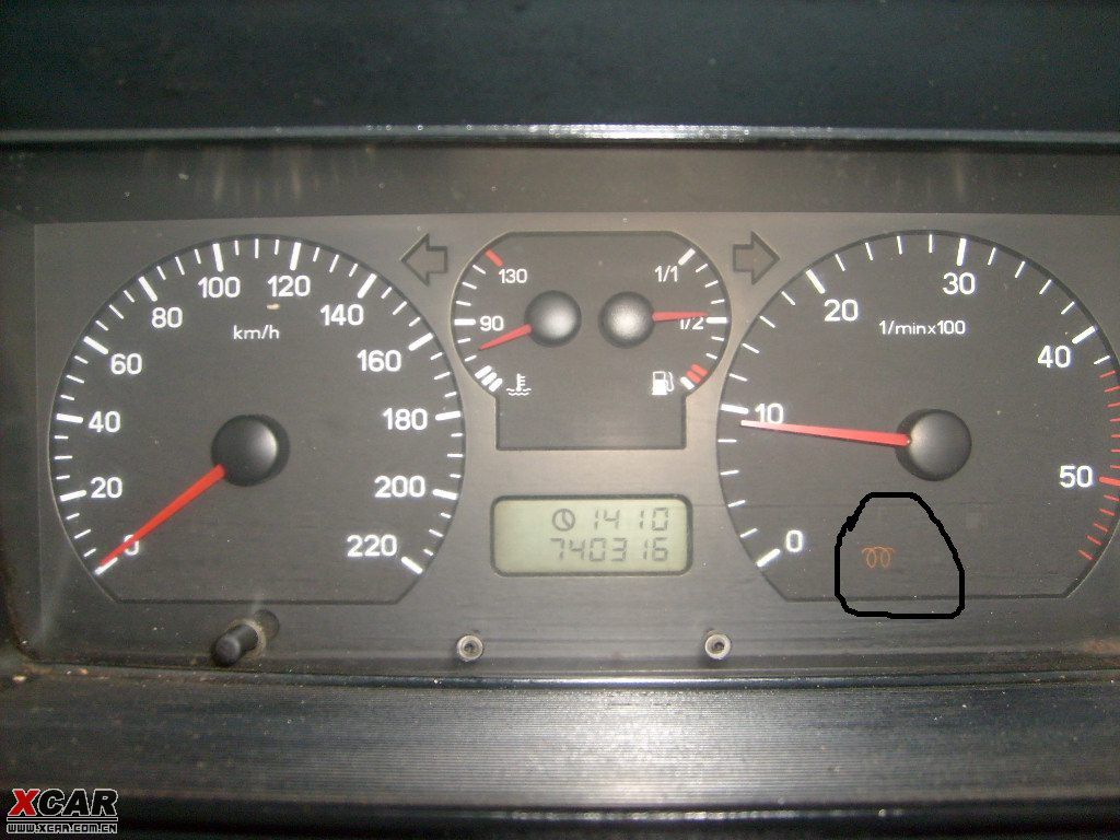 柴油发动机预热指示灯图片