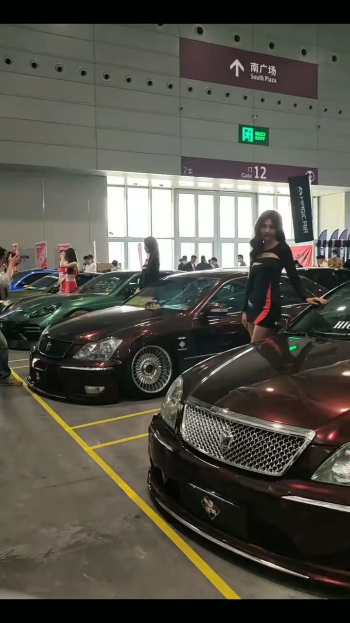 深圳国际车展模特